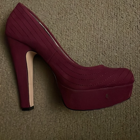 Just Fabulous Purple-Pink Pumps size 9 - Picture 5 of 7